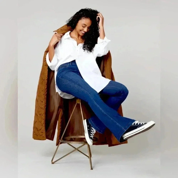 SPANX Flare Jeans Pull On Dark Wash Midnight Blue Plus Size 1X - Picture 6 of 16